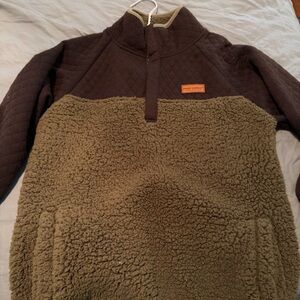 Simply southern Brown and Olive Pullover